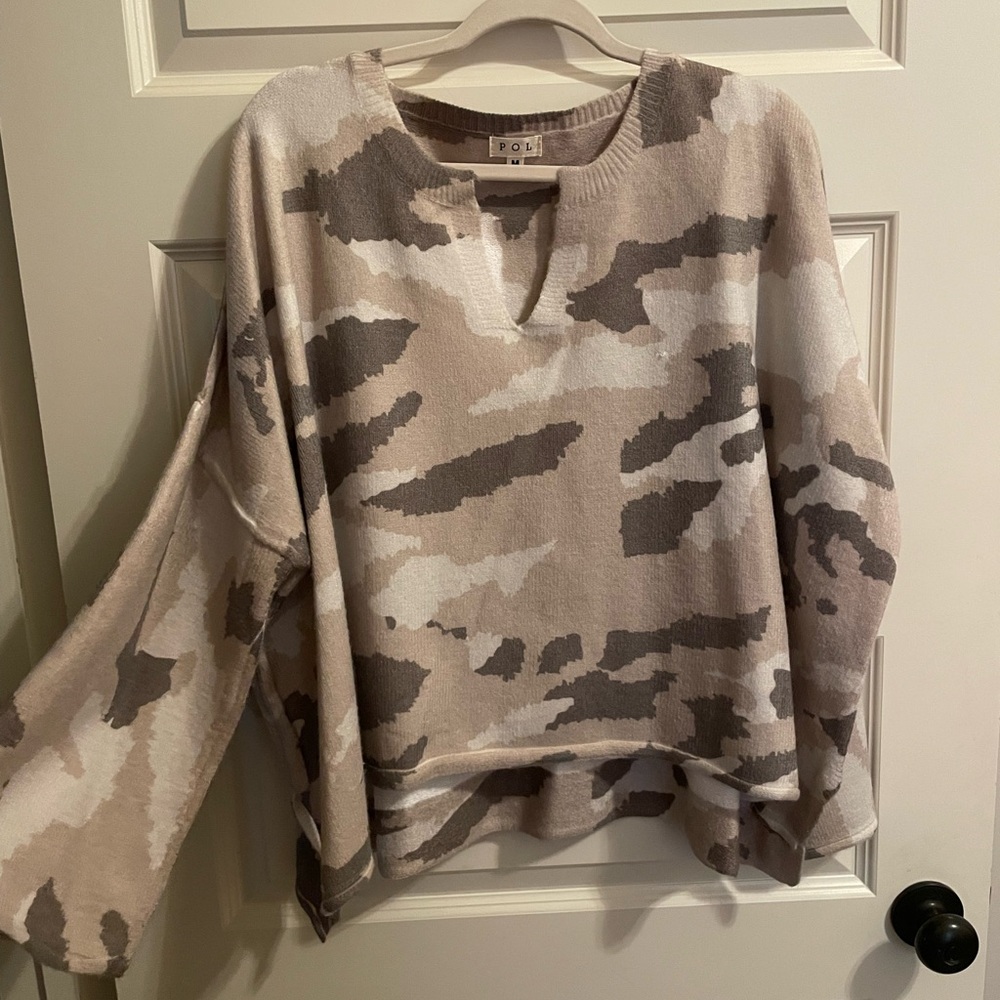 POL V-Neck Sweater Brown and Cream